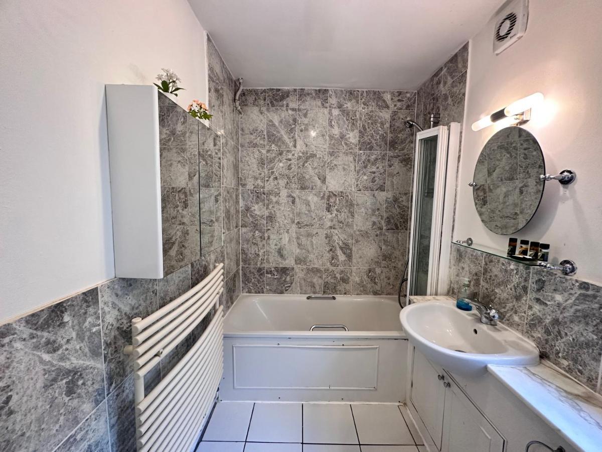 Private Family Apartment, In Victoria Posh Sw1 Londres Extérieur photo